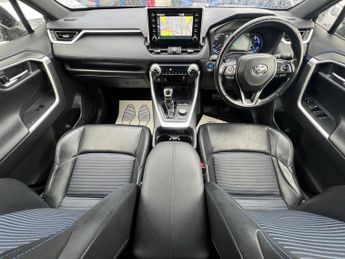 TOYOTA RAV4 2.5 VVT-h Dynamic CVT 4WD Euro 6 (s/s) 5dr