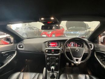 VOLVO V40 2.0 D4 R-Design Pro Hatchback 5dr Diesel Manual Euro 6 (s/s) (19