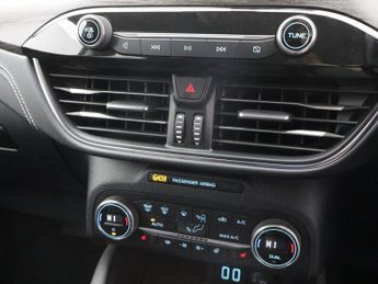 FORD KUGA 2.5 Duratec 14.4kWh Vignale SUV 5dr Petrol Plug-in Hybrid CVT Eu