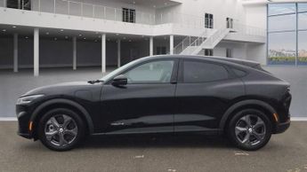 FORD MUSTANG MACH-E Standard Range 70kWh SUV 5dr Electric Automatic (269 ps)