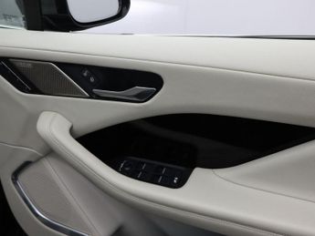 JAGUAR I-PACE 400 90kWh HSE SUV 5dr Electric Auto 4WD (400 ps)