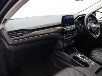 FORD KUGA 2.5 Duratec 14.4kWh Vignale SUV 5dr Petrol Plug-in Hybrid CVT Eu