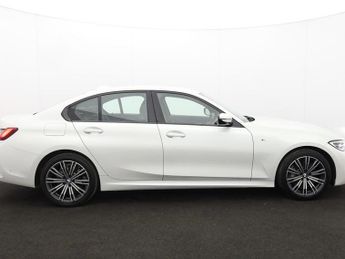BMW 3 SERIES 2.0 330e 12kWh M Sport Saloon 4dr Petrol Plug-in Hybrid Auto Eur