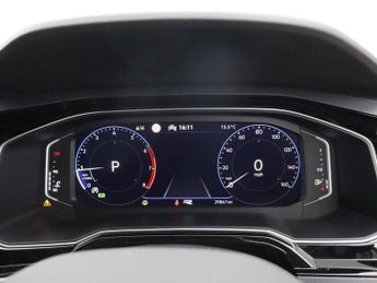 VOLKSWAGEN POLO 1.0 TSI R-Line Hatchback 5dr Petrol DSG Euro 6 (s/s) (95 ps)