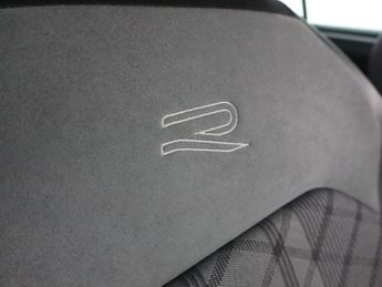 VOLKSWAGEN TIGUAN 1.5 TSI R-Line SUV 5dr Petrol DSG Euro 6 (s/s) (150 ps)