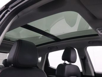 MG MG ZS 72.6kWh Trophy Connect Long Range SUV 5dr Electric Auto (156 ps)