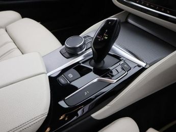 BMW 5 SERIES 2.0 520i GPF M Sport Saloon 4dr Petrol Auto Euro 6 (s/s) (184 ps