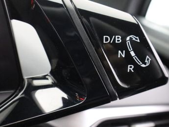 VOLKSWAGEN ID4 Pure 52kWh Life SUV 5dr Electric Auto (148 ps)