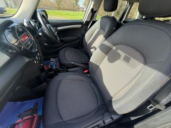 MINI HATCH 1.2 One Hatchback 5dr Petrol Auto Euro 6 (s/s) (102 ps)