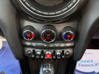 MINI HATCH 1.2 One Hatchback 5dr Petrol Auto Euro 6 (s/s) (102 ps)