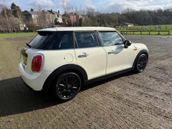 MINI HATCH 1.2 One Hatchback 5dr Petrol Auto Euro 6 (s/s) (102 ps)