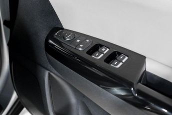 KIA SPORTAGE 1.6 T-GDi GT-Line SUV 5dr Petrol DCT AWD Euro 6 (s/s) (174 bhp)