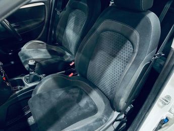 FIAT PUNTO 1.2 Easy + Hatchback 5dr Petrol Euro 6 (69 bhp)