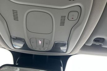 JEEP RENEGADE 1.3 GSE T4 Longitude SUV 5dr Petrol DDCT Euro 6 (s/s) (150 ps) R