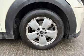 MINI HATCH 1.5 Cooper Classic Hatchback 3dr Petrol Steptronic Euro 6 (s/s) 