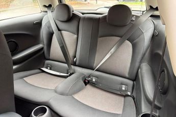 MINI HATCH 1.5 Cooper Classic Hatchback 3dr Petrol Steptronic Euro 6 (s/s) 