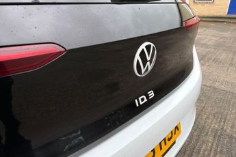 VOLKSWAGEN ID.3 Pro 58kWh Life Hatchback 5dr Electric Auto (145 ps) Front / Rear