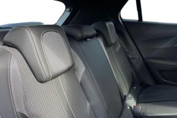 PEUGEOT 2008 1.2 PureTech GT SUV 5dr Petrol EAT Euro 6 (s/s) (130 ps) Reverse