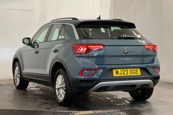 VOLKSWAGEN T-ROC 1.5 TSI Life SUV 5dr Petrol DSG Euro 6 (s/s) (150 ps) Front / Re