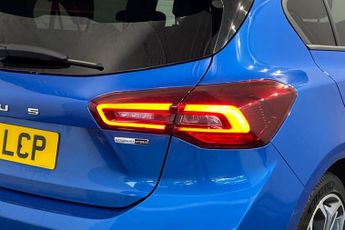 FORD FOCUS 1.0T EcoBoost MHEV ST-Line X Hatchback 5dr Petrol Hybrid DCT Eur