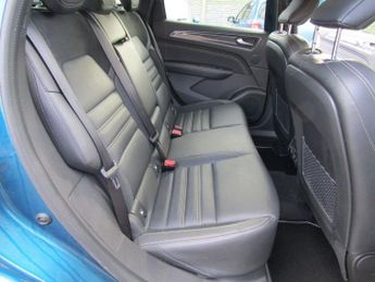 RENAULT ARKANA 1.6 E-TECH E-Tech engineered SUV 5dr Petrol Hybrid Auto 2WD Euro