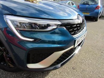 RENAULT ARKANA 1.6 E-TECH E-Tech engineered SUV 5dr Petrol Hybrid Auto 2WD Euro
