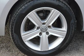 VOLKSWAGEN GOLF 1.6 TDI BlueMotion Tech Match Edition Estate 5dr Diesel Manual E