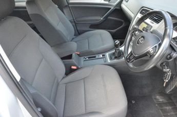 VOLKSWAGEN GOLF 1.6 TDI BlueMotion Tech Match Edition Estate 5dr Diesel Manual E