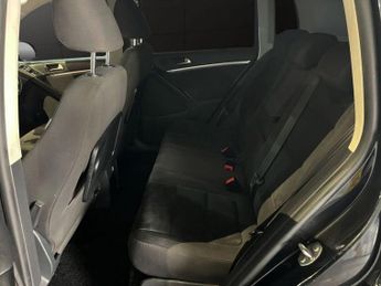 VOLKSWAGEN TIGUAN 2.0 TDI BlueMotion Tech Match SUV 5dr Diesel DSG 4WD Euro 6 (s/s