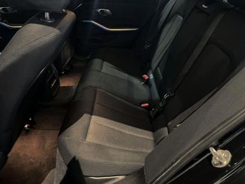 BMW 3 SERIES 2.0 330e 12kWh SE Pro Saloon 4dr Petrol Plug-in Hybrid Auto Euro