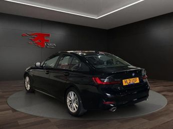 BMW 3 SERIES 2.0 330e 12kWh SE Pro Saloon 4dr Petrol Plug-in Hybrid Auto Euro
