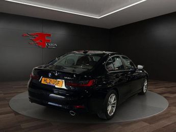 BMW 3 SERIES 2.0 330e 12kWh SE Pro Saloon 4dr Petrol Plug-in Hybrid Auto Euro