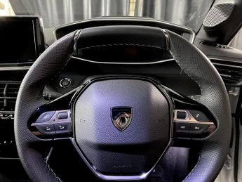 PEUGEOT E-208 51kWh GT Hatchback 5dr Electric Auto (7.4kW Charger) (156 ps)