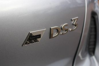 DS AUTOMOBILES DS 3 CROSSBACK 1.2 PureTech Louvre Crossback 5dr Petrol EAT8 Euro 6 (s/s) (130 