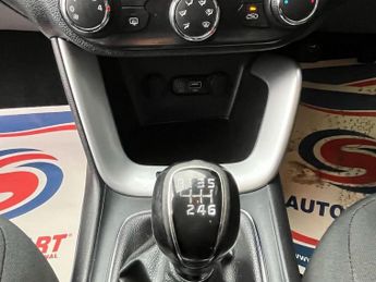 KIA CEED 1.6 CRDi 2 Sportswagon 5dr Diesel Manual Euro 6 (s/s) (134 bhp)