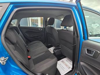 FORD FIESTA 1.6 Zetec Hatchback 5dr Petrol AUTOMATIC Euro 5 (105 ps)