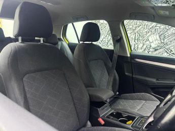 VOLKSWAGEN GOLF 1.0 TSI Life Hatchback 5dr Petrol Manual Euro 6 (s/s) (110 ps)