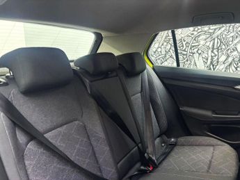 VOLKSWAGEN GOLF 1.0 TSI Life Hatchback 5dr Petrol Manual Euro 6 (s/s) (110 ps)