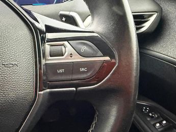 PEUGEOT 3008 1.2 PureTech GPF Allure SUV 5dr Petrol EAT Euro 6 (s/s) (130 ps)