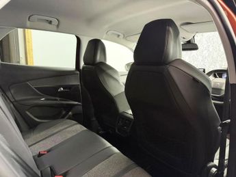 PEUGEOT 3008 1.2 PureTech GPF Allure SUV 5dr Petrol EAT Euro 6 (s/s) (130 ps)