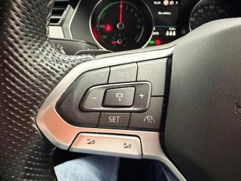 VOLKSWAGEN PASSAT 1.4 TSI 13kWh GTE Estate 5dr Petrol Plug-in Hybrid DSG Euro 6 (s