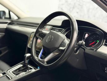 VOLKSWAGEN PASSAT 1.4 TSI 13kWh GTE Estate 5dr Petrol Plug-in Hybrid DSG Euro 6 (s