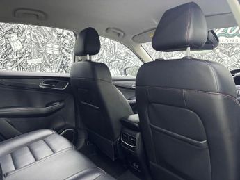 MG MG HS 1.5 T-GDI Excite SUV 5dr Petrol DCT Euro 6 (s/s) (162 ps)