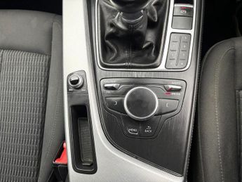 AUDI A4 2.0 TDI ultra SE Saloon 4dr Diesel S Tronic Euro 6 (s/s) (150 ps