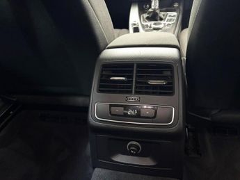 AUDI A4 2.0 TDI ultra SE Saloon 4dr Diesel S Tronic Euro 6 (s/s) (150 ps