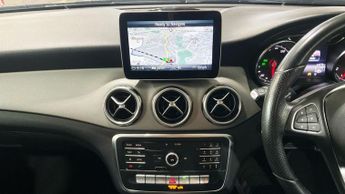 MERCEDES-BENZ 180 1.6 GLA200 Sport (Premium) SUV 5dr Petrol 7G-DCT Euro 6 (s/s) (1