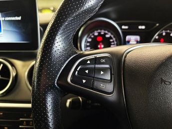MERCEDES-BENZ 180 1.6 GLA200 Sport (Premium) SUV 5dr Petrol 7G-DCT Euro 6 (s/s) (1