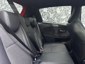TOYOTA YARIS 1.5 VVT-h Excel Hatchback 5dr Petrol Hybrid E-CVT Euro 6 (s/s) (