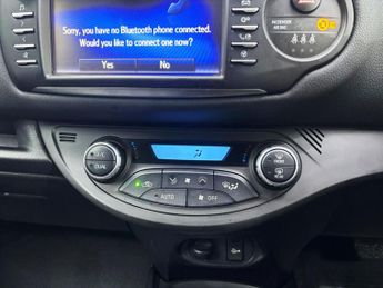 TOYOTA YARIS 1.5 VVT-h Excel Hatchback 5dr Petrol Hybrid E-CVT Euro 6 (s/s) (