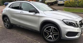 Mercedes GLA 2.1 GLA220d AMG Line (Premium Plus) SUV 5dr Diesel 7G-DCT 4MATIC